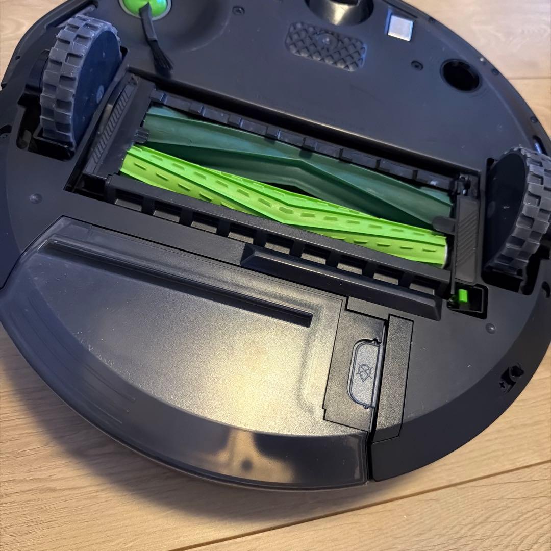 【2025年購入・消耗品新品】アイロボット ルンバ i5 豪華おまけ付