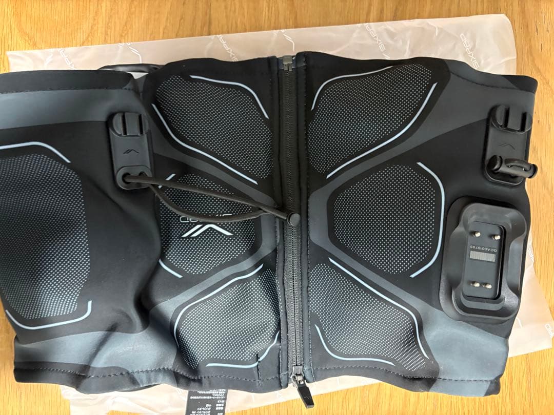 SIXPAD トレーニングウェア 加圧