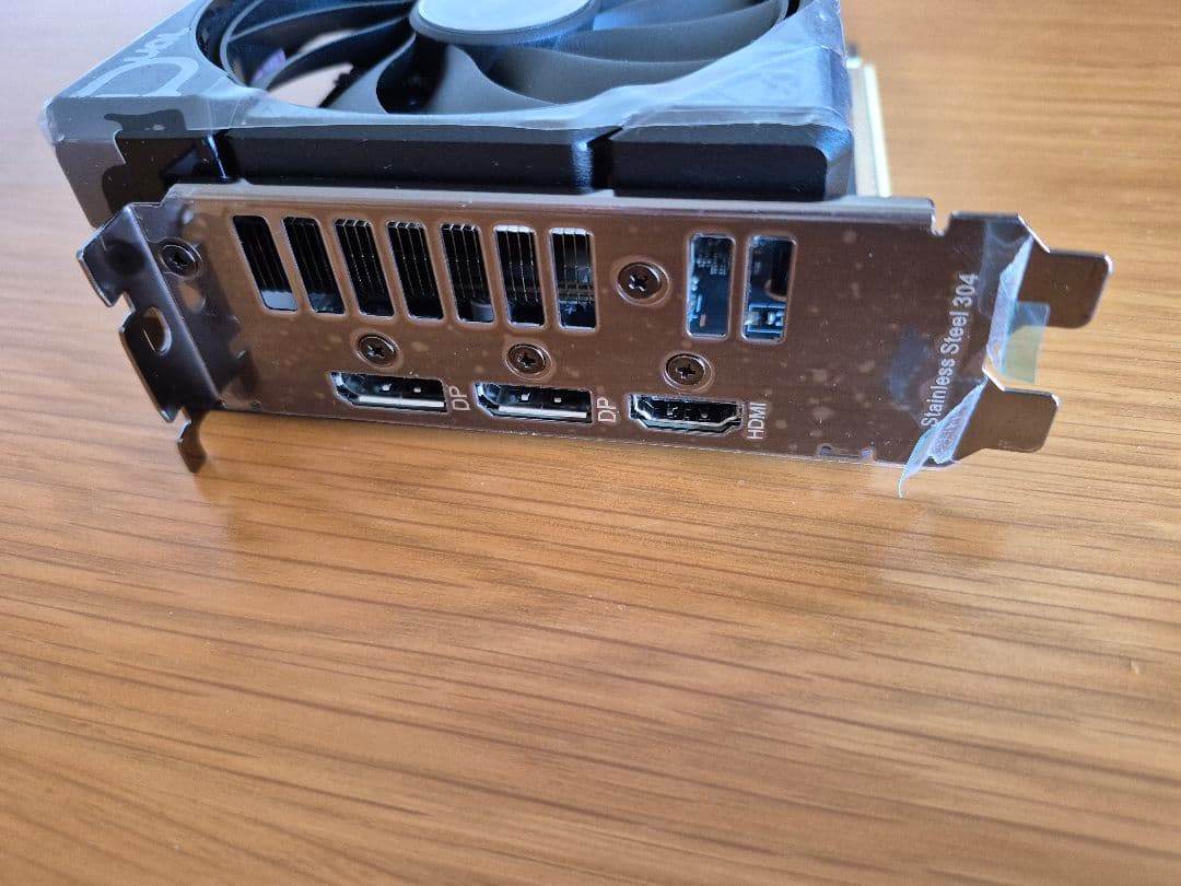 美品 ASUS Dual Radeon RX 9060 XT 8GB