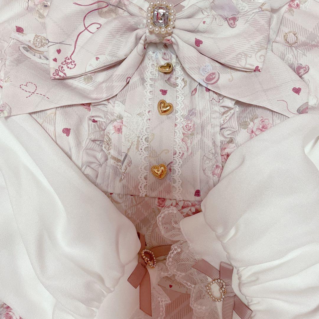 新品タグ付♡リズリサ♡ Sewing Bear柄セットアップ♡ピンク♡