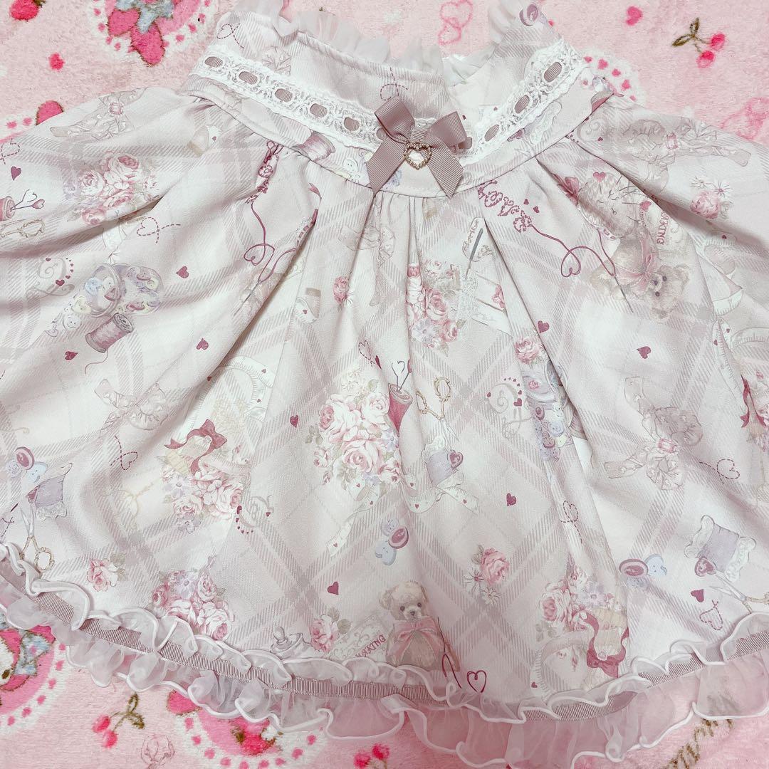 新品タグ付♡リズリサ♡ Sewing Bear柄セットアップ♡ピンク♡