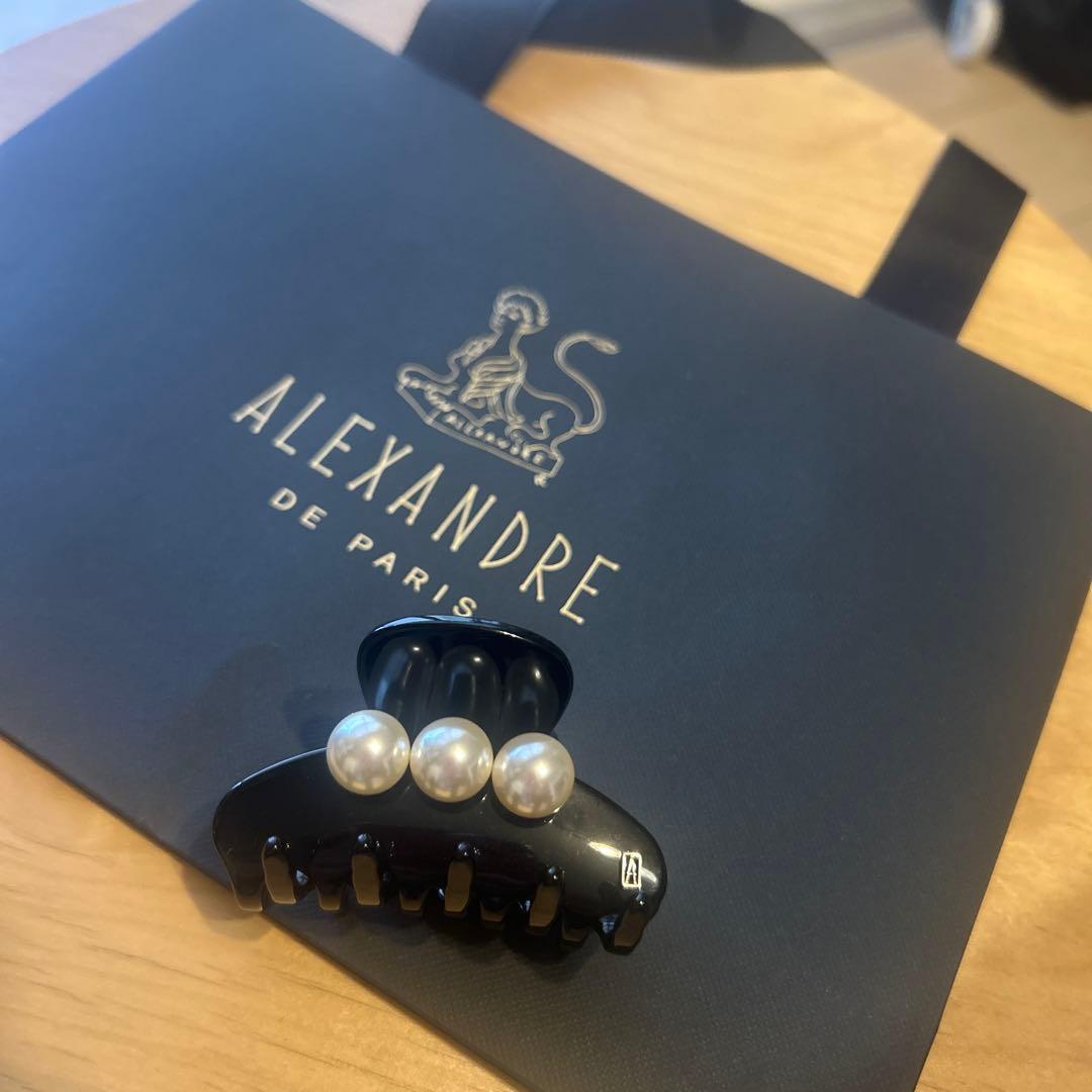 ALEXANDRE DE PARIS パール付きヘアクリップ　黒Sサイズ