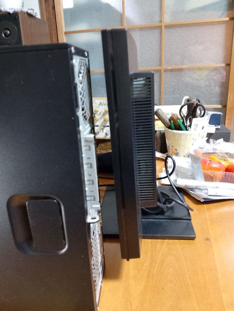 HP Elite Dask800 G1 + 22インチ ディスプレイ