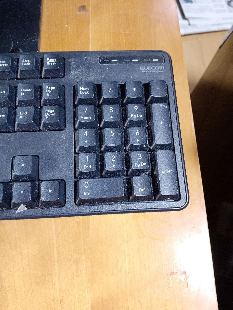 HP Elite Dask800 G1 + 22インチ ディスプレイ