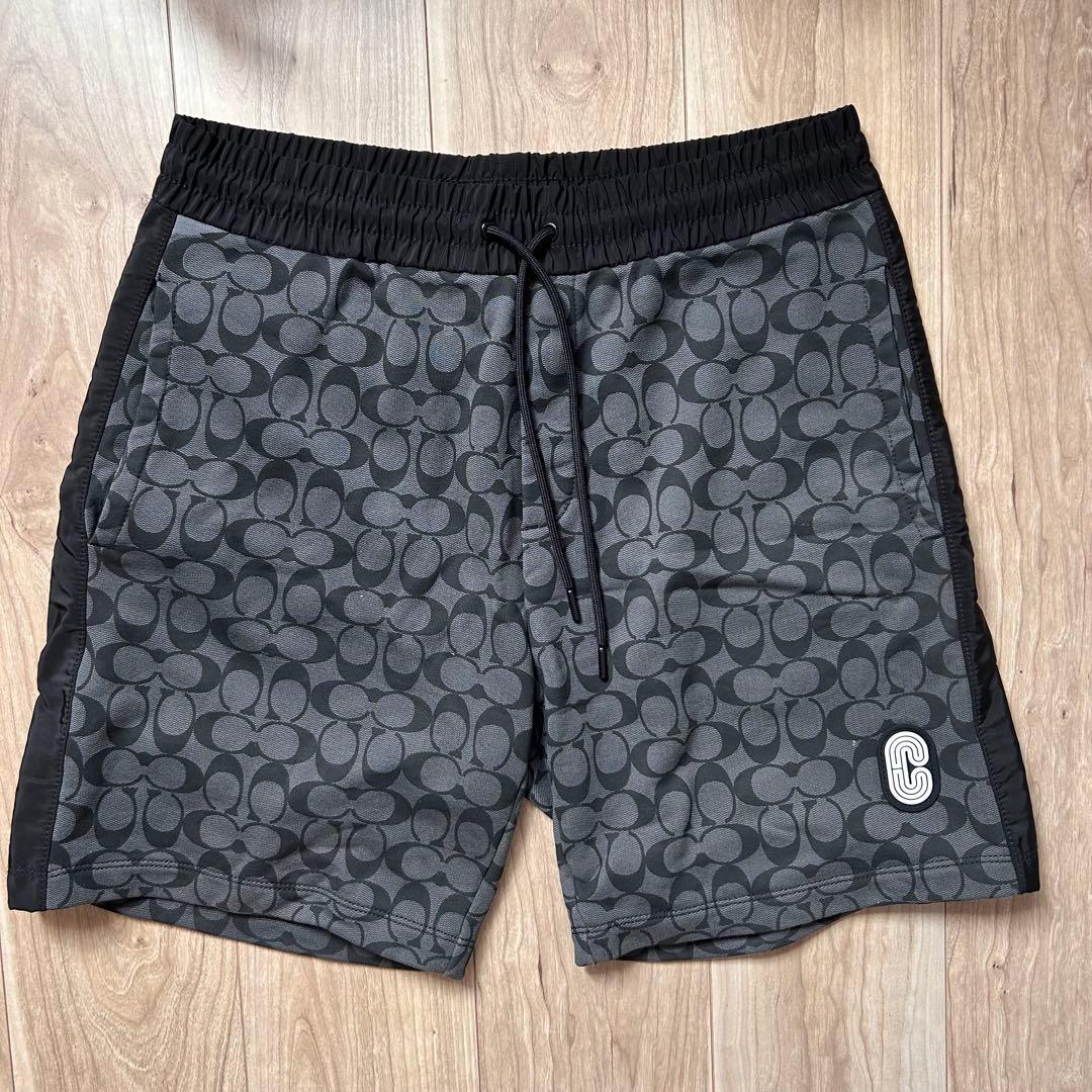 美品　コーチ　coach メンズ　ハーフパンツ　短パンショーツ　総柄　M 黒