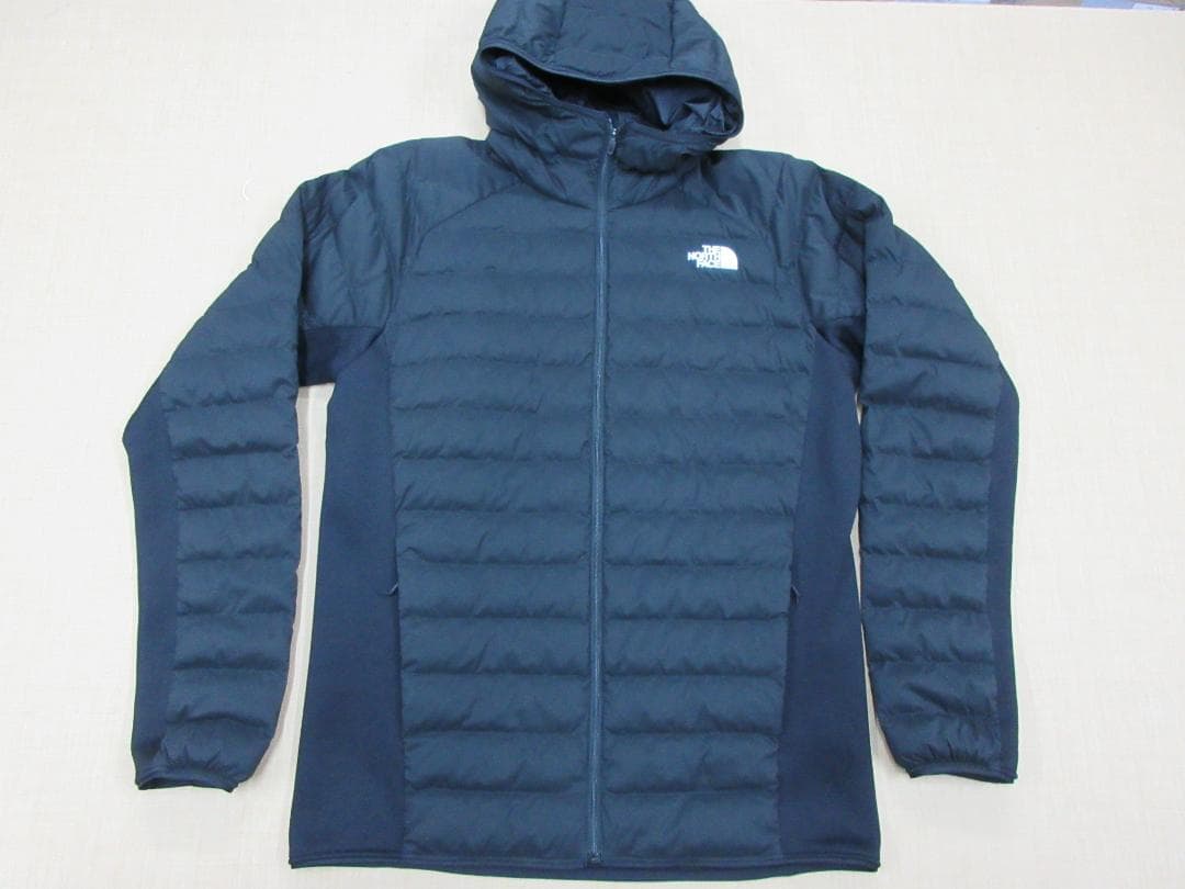 THE NORTH FACE　ノースフェイス　レッドランフーディーNY82393