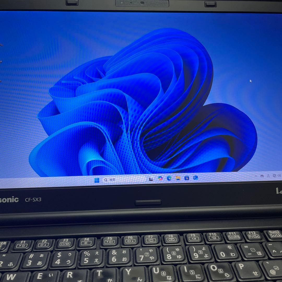 電源投入回数、使用時間少なめPanasonic CF-SX3￼