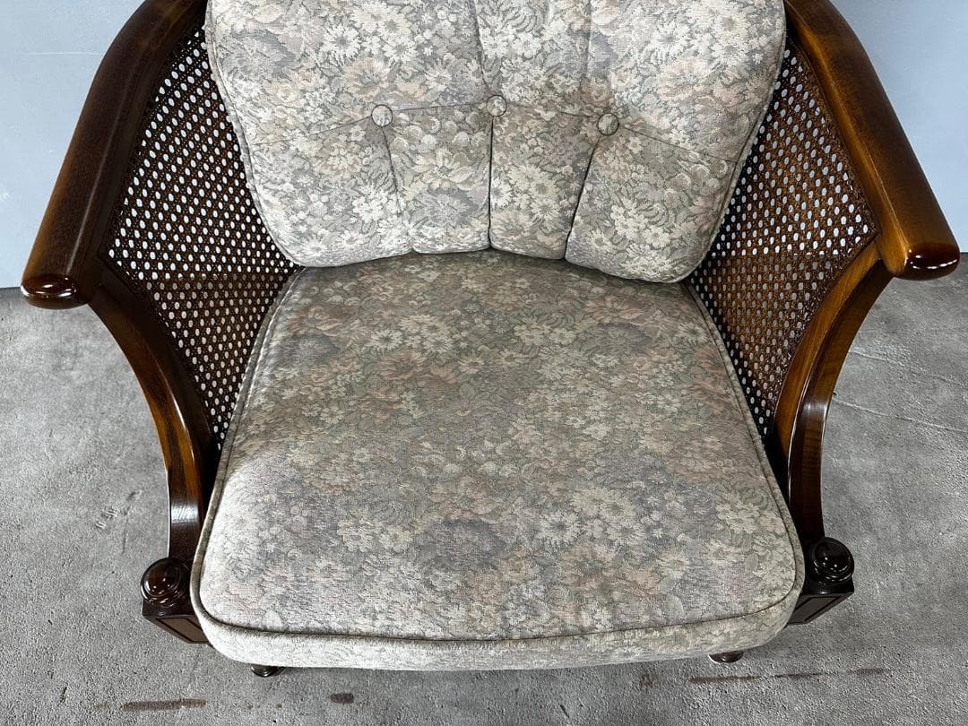 『karimoku』カリモク 肘掛けチェア シングルソファ チェア 椅子 イス.