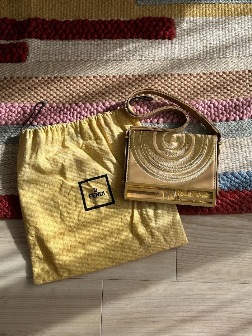 Fendi ゴールド パーティーバッグ