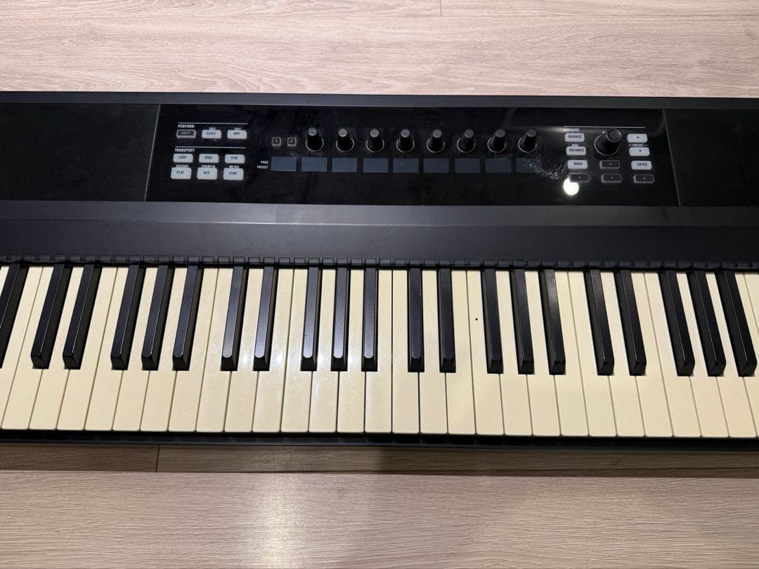 KOMPLETE KONTROL S88 MIDIキーボード スタンドセット
