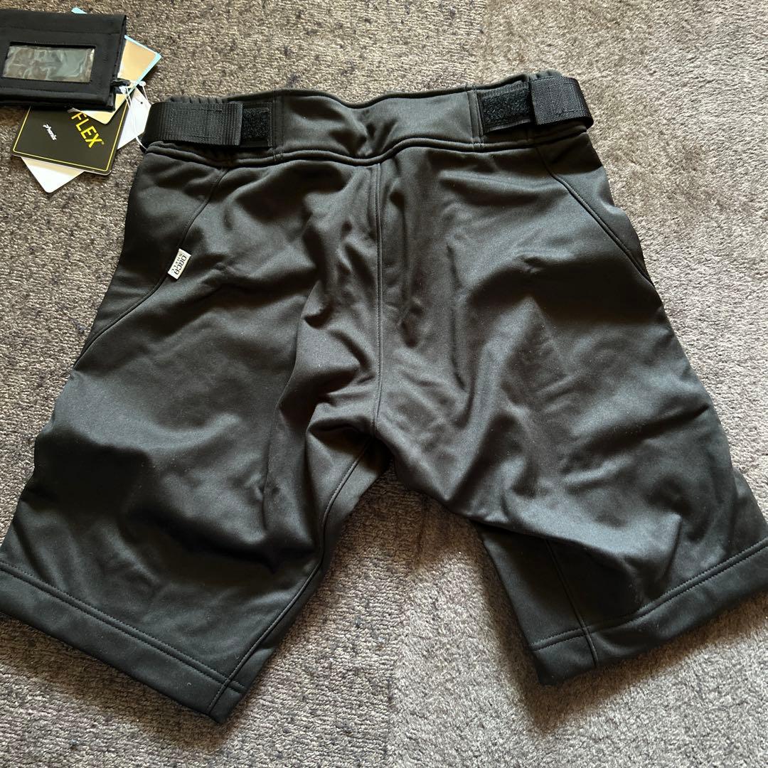 ★新品★Phenix スキーウェア ブラック Mサイズ