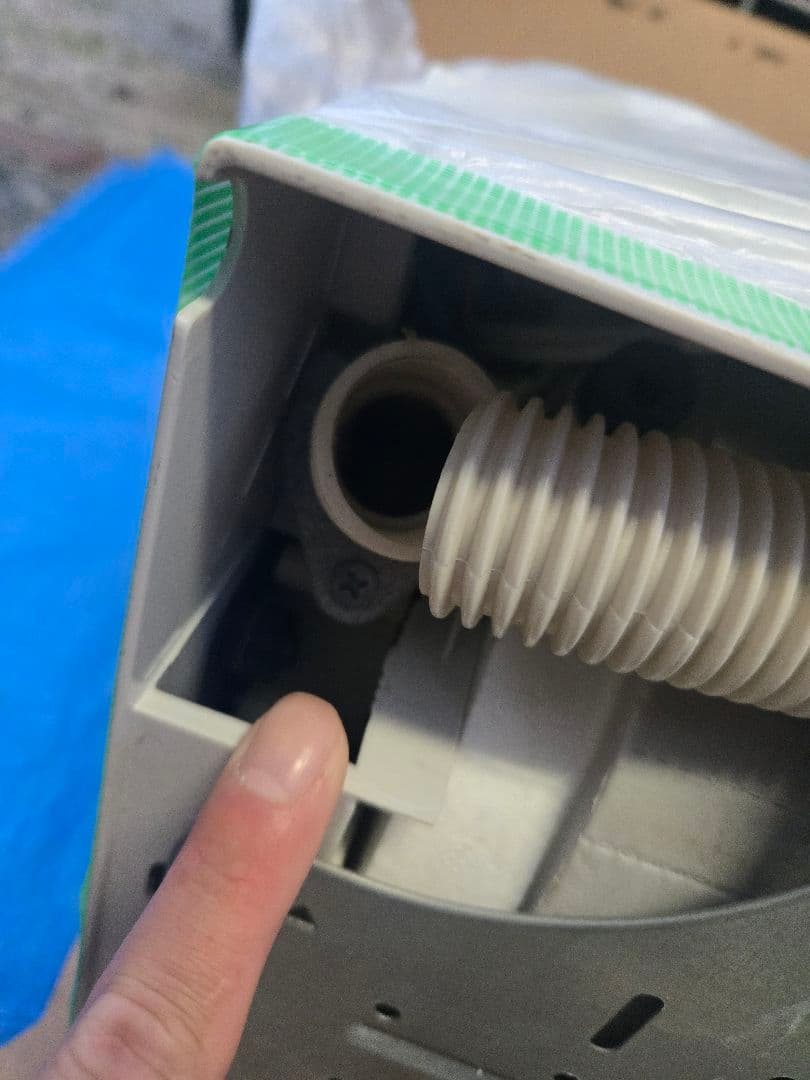 【特価】SHARPルームエアコン８~10畳用【クリーニング済み】