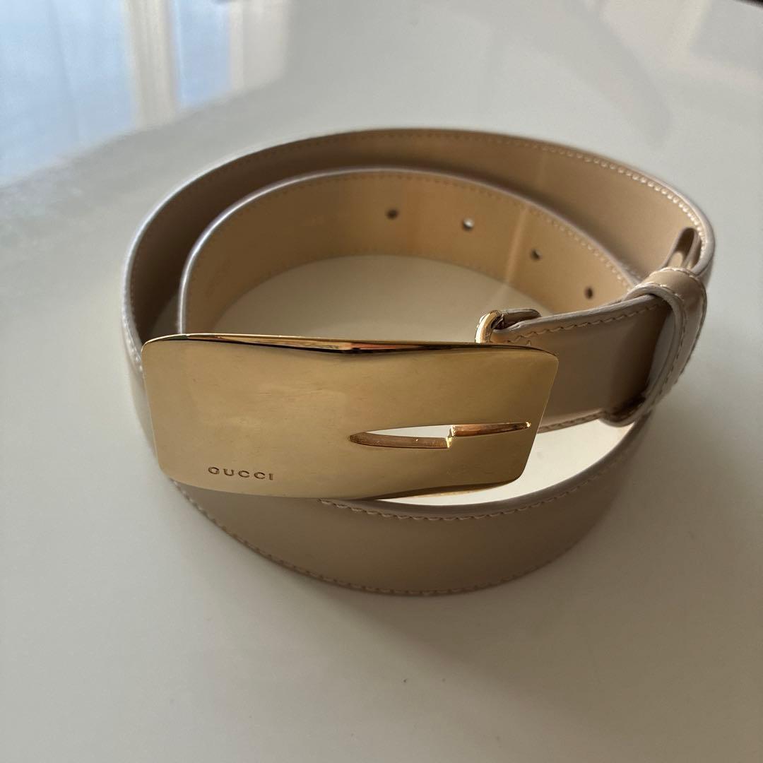 GUCCI ベージュ ベルト ゴールドバックル