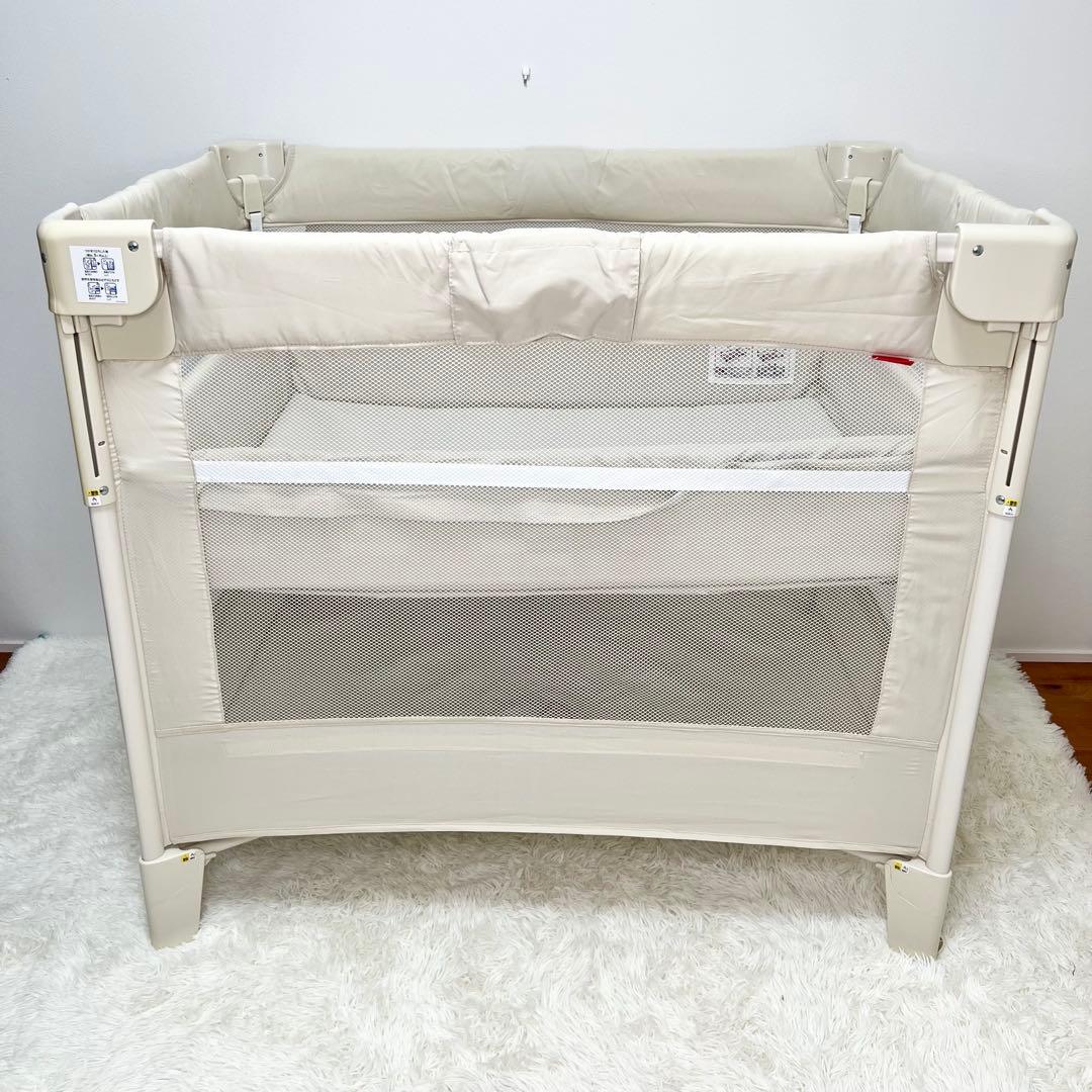 美品 Aprica ココネルエアー ベビーベッド 折りたたみ ミルクホワイト
