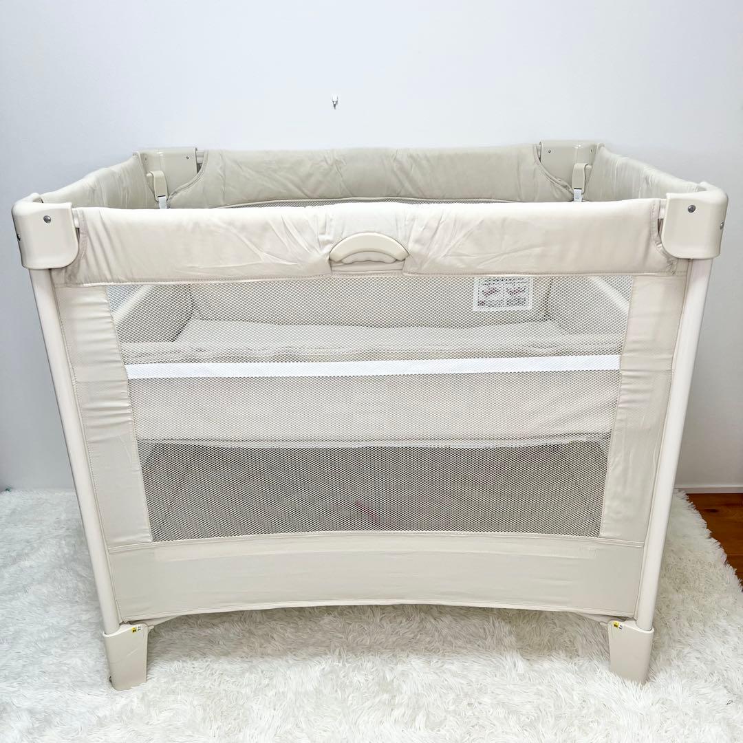 美品 Aprica ココネルエアー ベビーベッド 折りたたみ ミルクホワイト