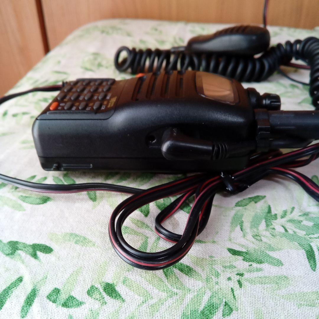 YAESU FT-50 トランシーバー 144/430M　ハンディ マイク電源付