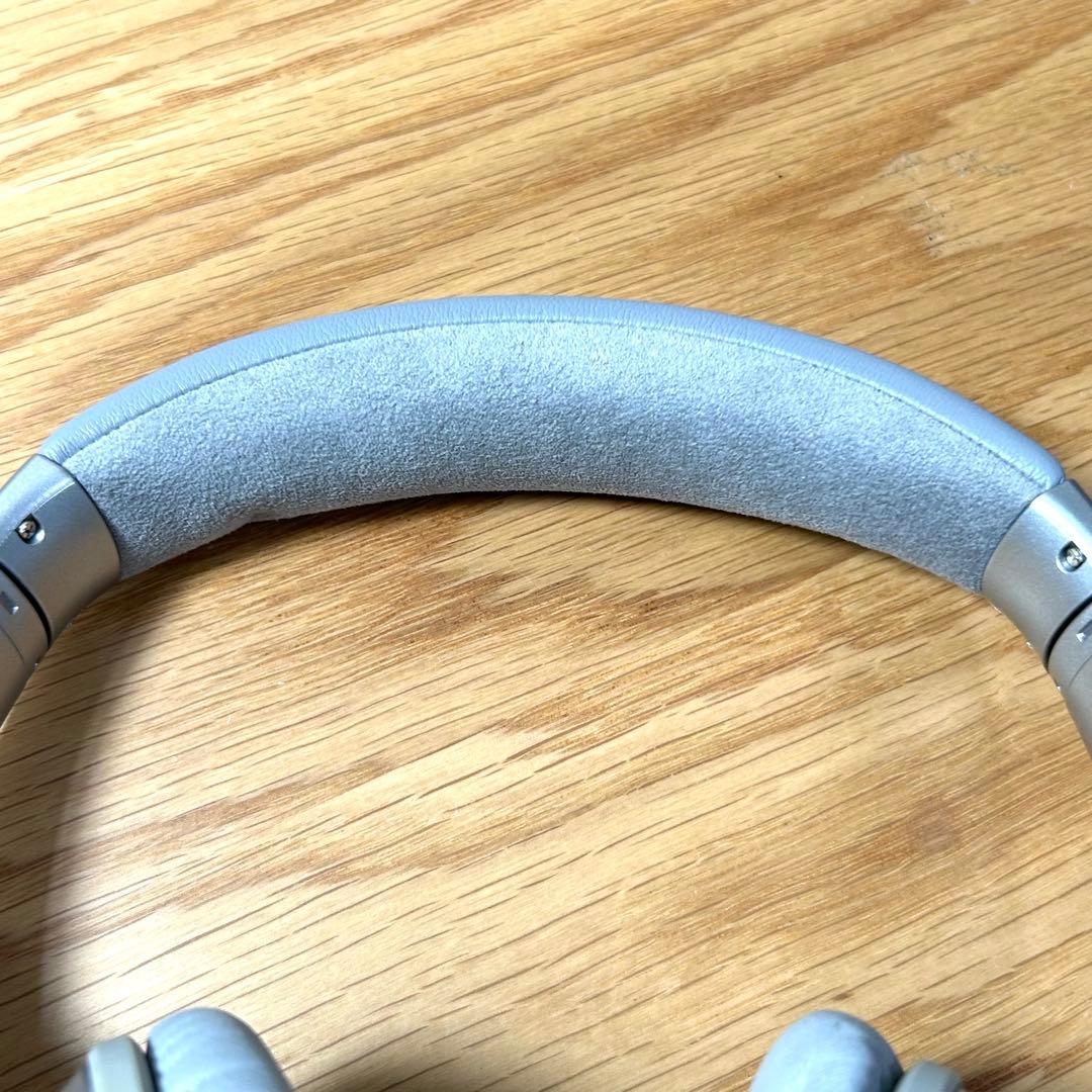 【廃盤・美品】BOSE QuietComfort 35 シルバーカラー　希少品