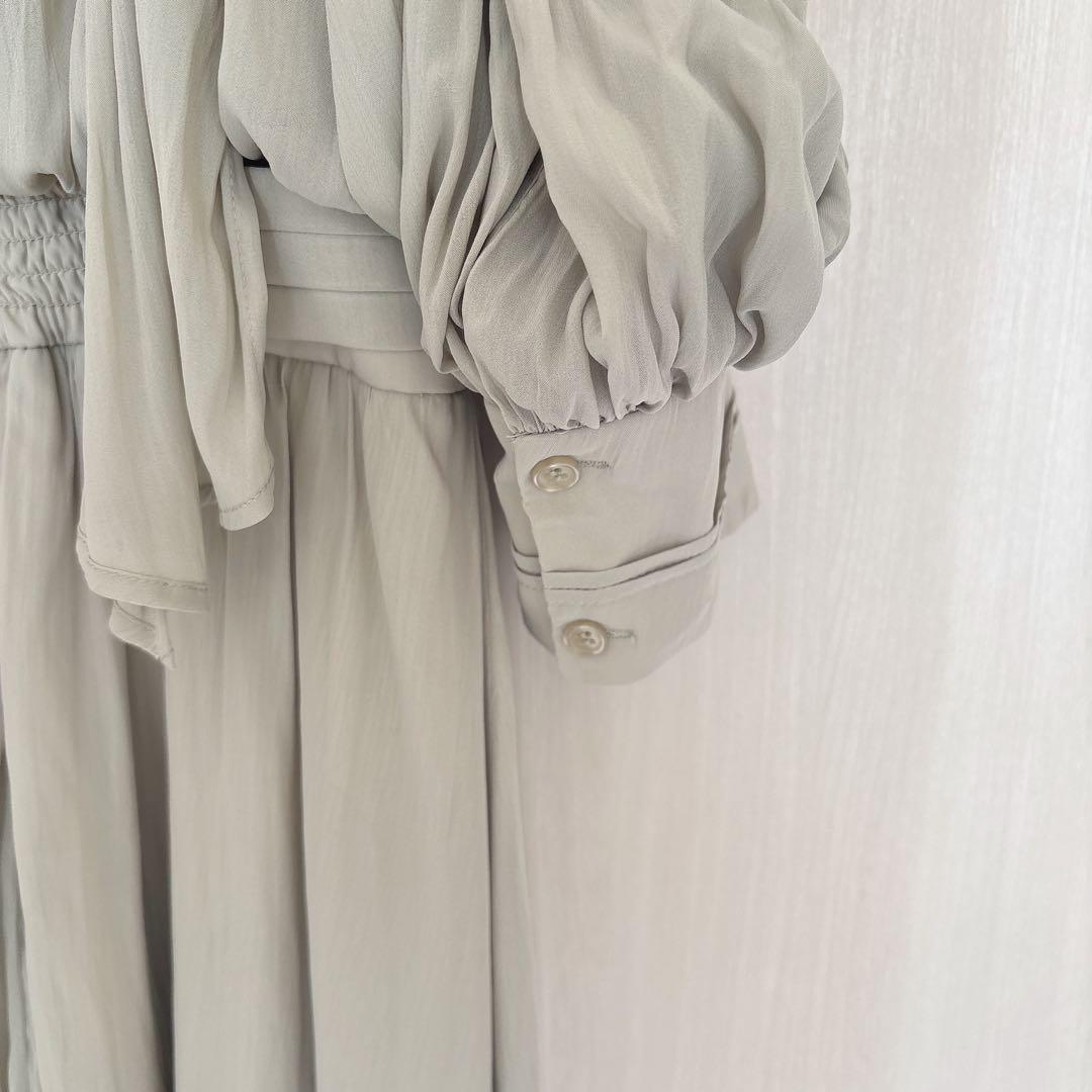 美品⭐️SNIDEL ゴールドショルダーワンピース　0サイズ