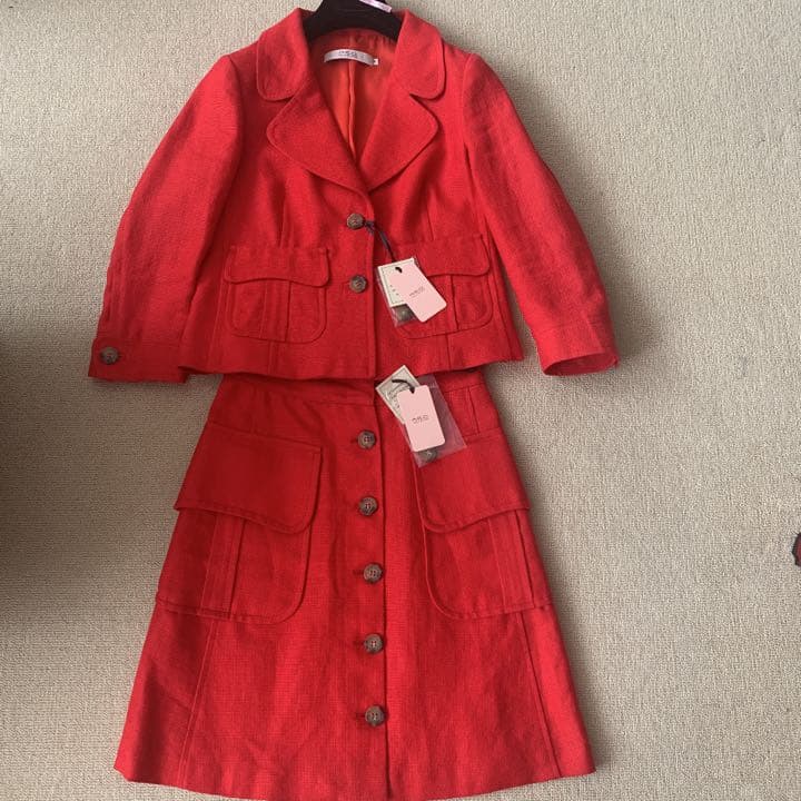 新品未使用タグ付き　R.E.D VALENTINO