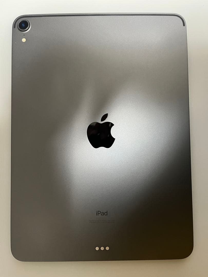 【ジャンク】iPad A1980本体 スペースグレー 分解品 部品取りにどうぞ。