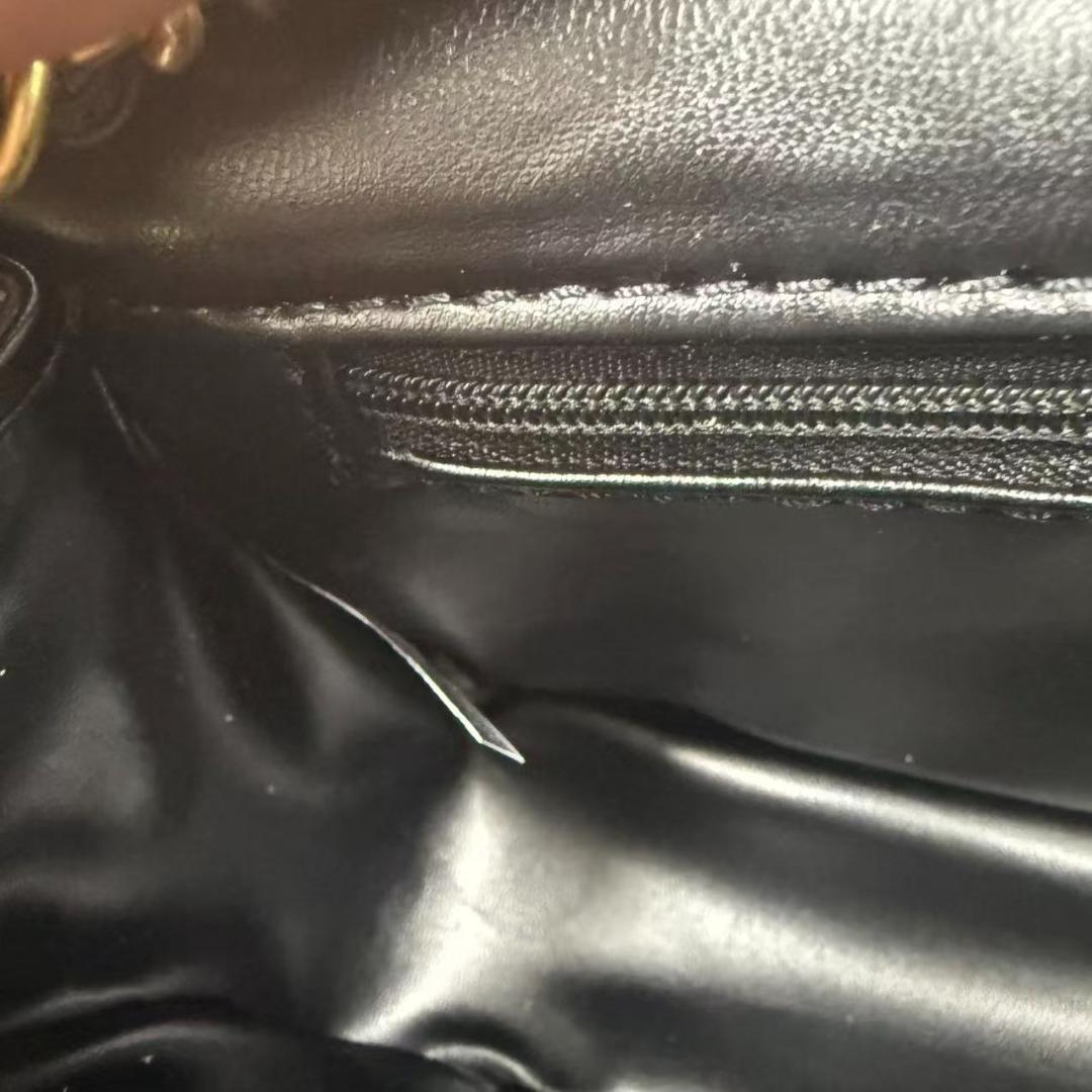 ノベルティ ゴールド金具 ハートチェーン ショルダーバッグ 黒