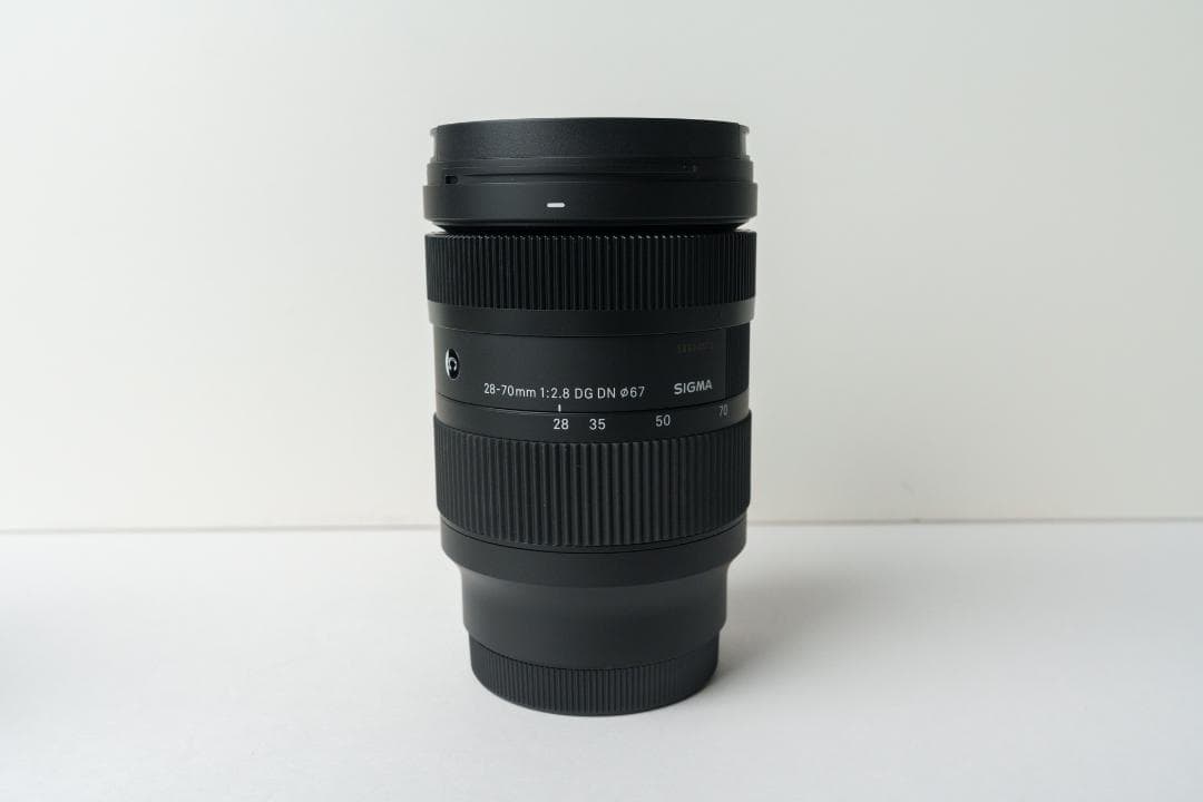 ほぼ新品 SIGMA ソニーEマウント 28–70mm F2.8 DG DN