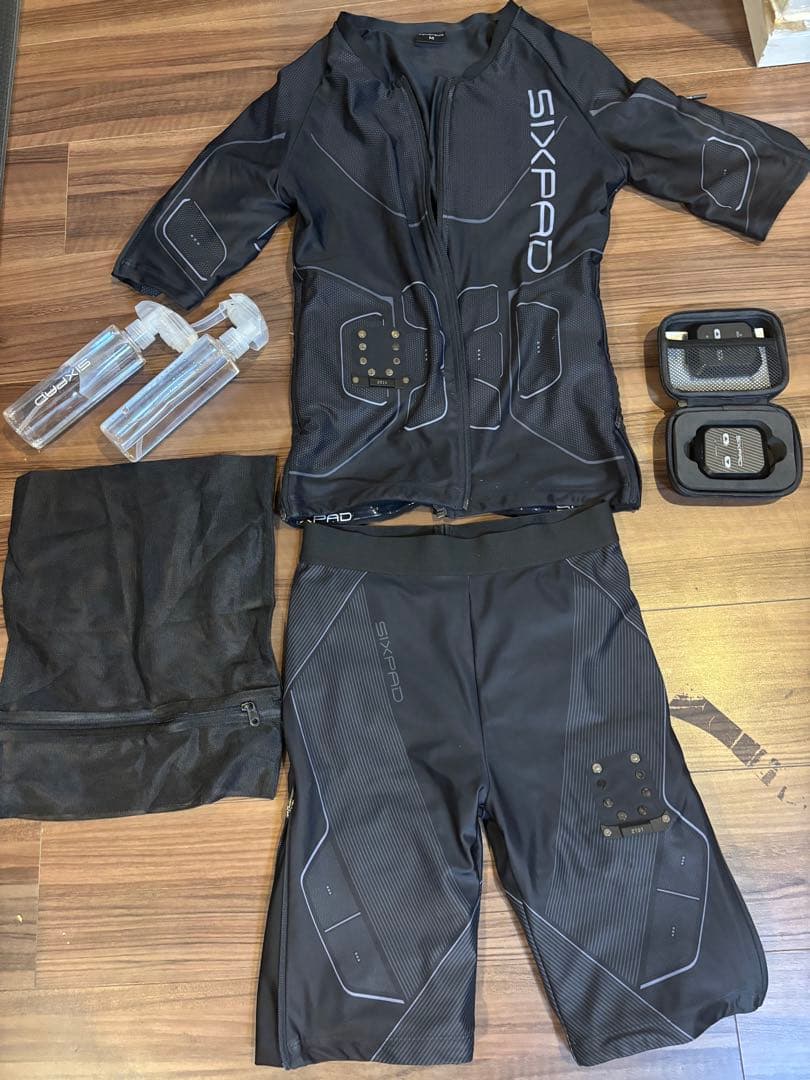 SIXPAD パワースーツ 上下セット メンズ Mサイズ