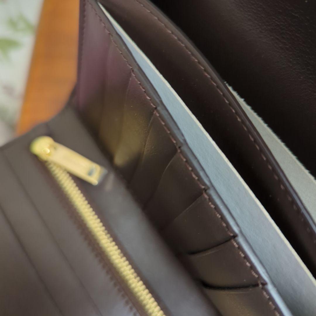 新品未使用　FERRAGAMO 　ワンダレディス　エナメル長財布　黒✕茶