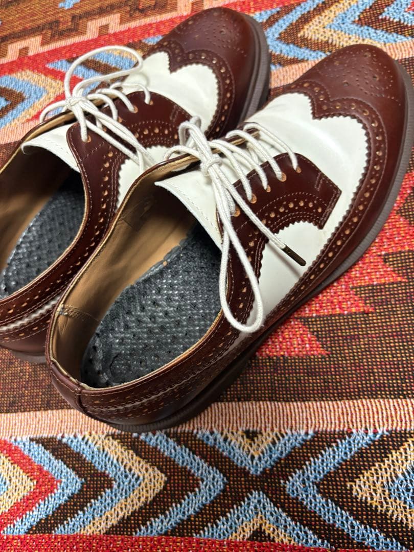 ドクターマーチン　UKウィングチップ レザー ドレスシューズ