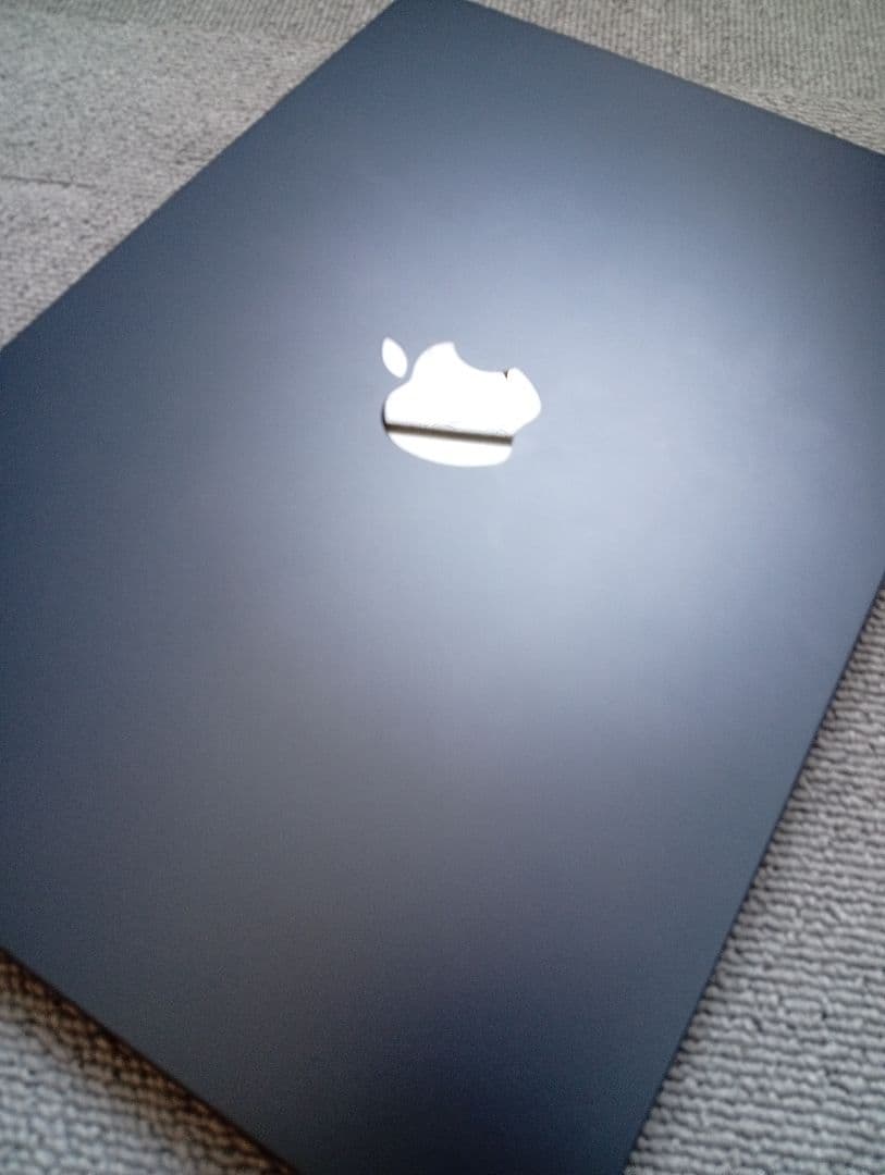 【美品】Apple MacBook2022 ミッドナイト 本体