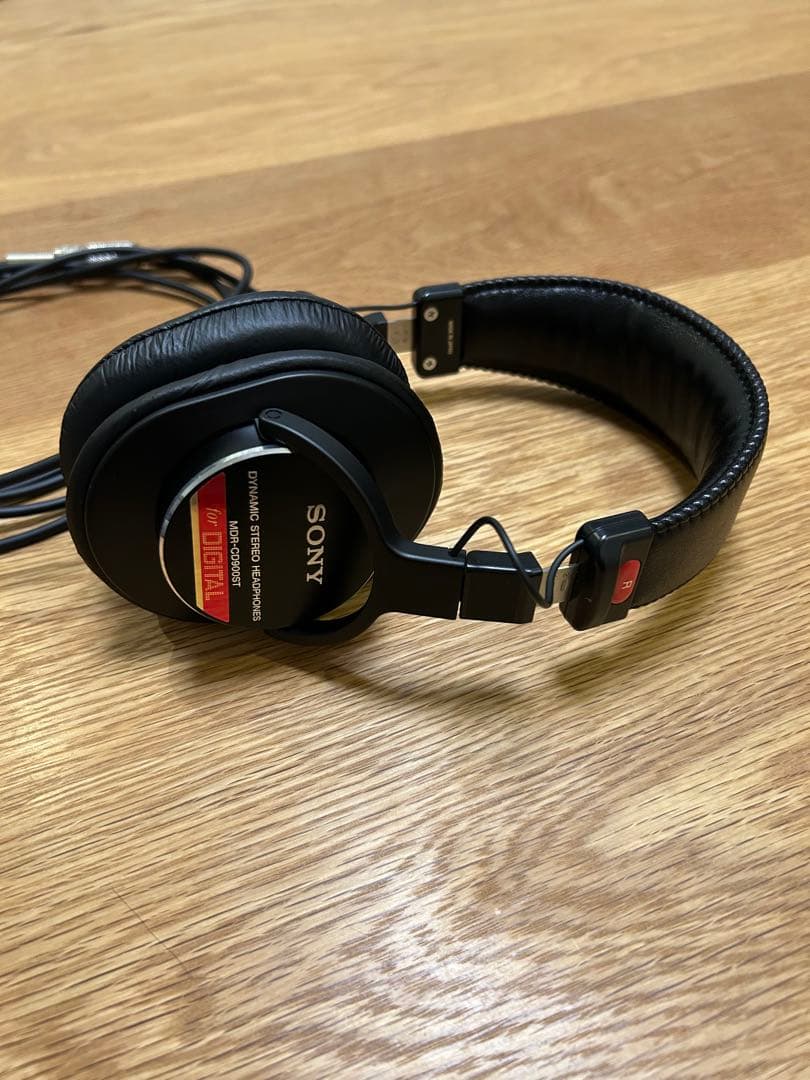 SONY MDR-CD900STスタジオモニターヘッドホン
