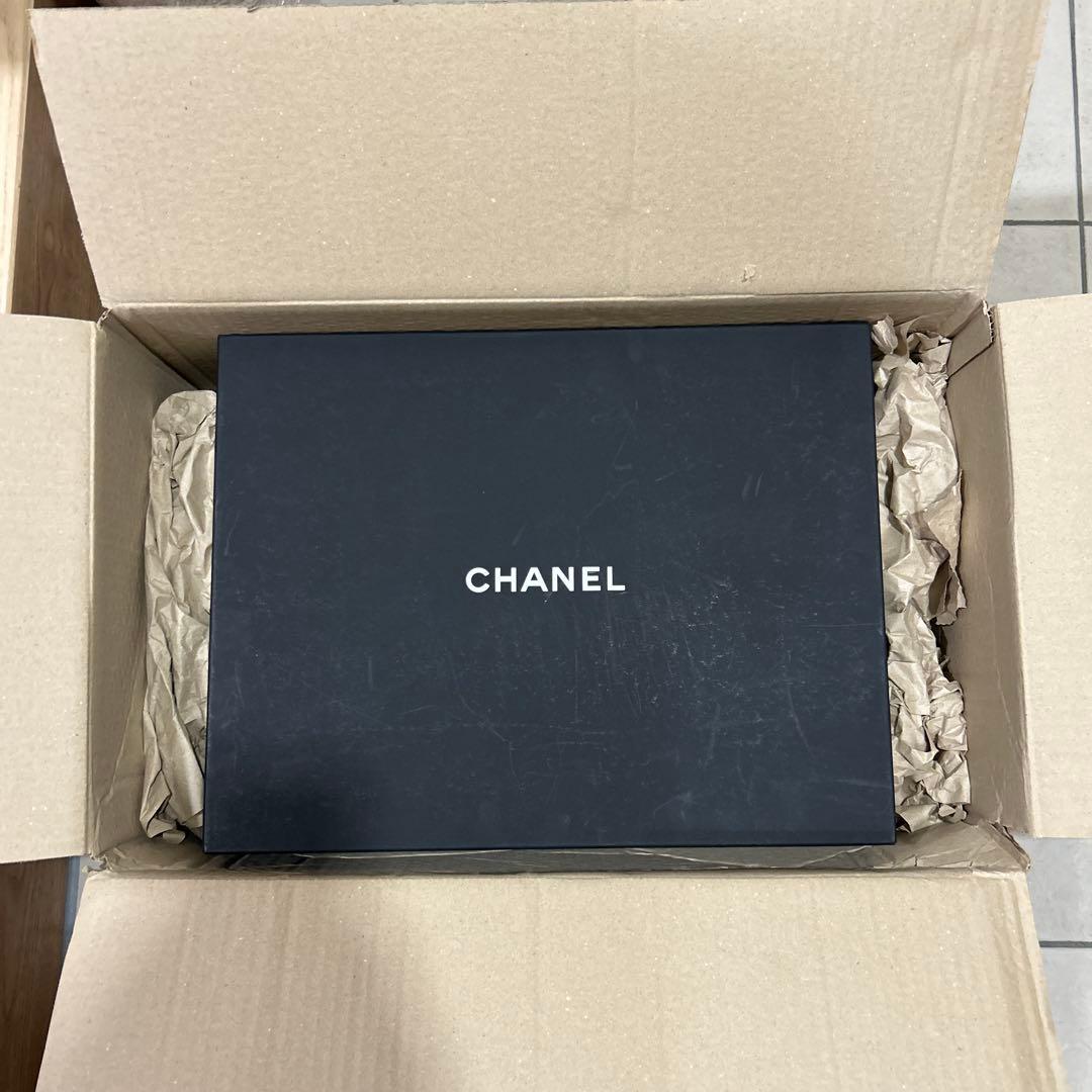 バ*ビ様 今月末日取り消し予定　CHANEL シャネル　ロングブーツ　レザー