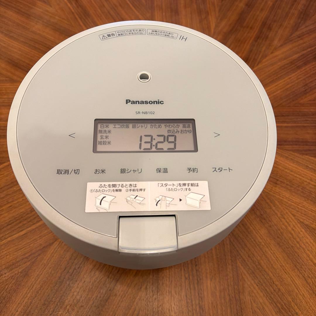 Panasonic 炊飯器 NB102 5合炊き　送料込み