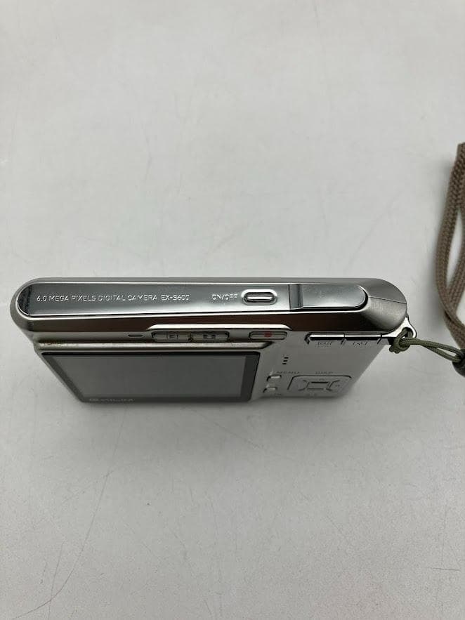 CASIO EXILIM デジタルカメラ EX-S600 本体と充電器