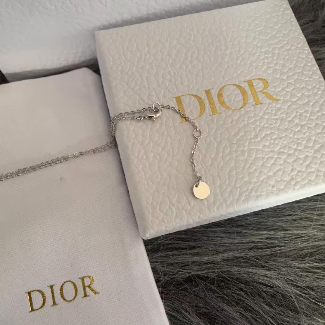 ロゴ ネックレス シルバー