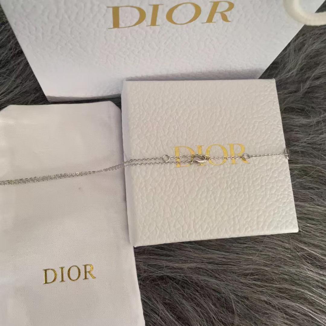 ロゴ ネックレス シルバー