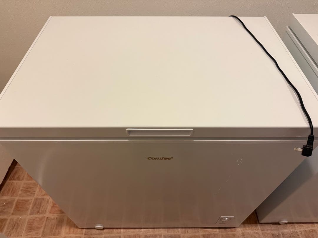 コンフィー(COMFEE') 冷凍庫 198L 上開きホワイト