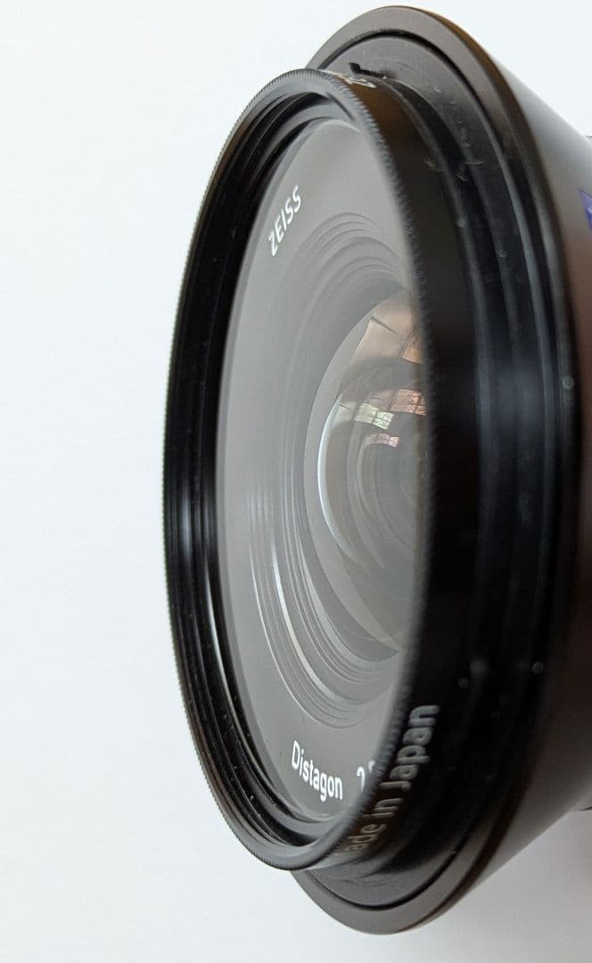 【ほぼ新品】ZEISS Touit 2.8/12 Eマウント UVフィルター付
