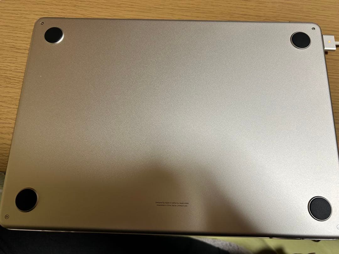 【美品】MacBookAir m2 ゴールド