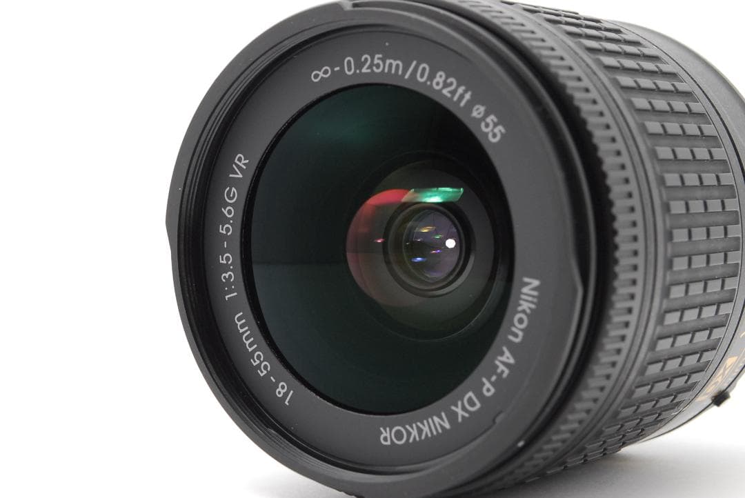 【使用感極少美品】Nikon D5600　WiFiモデル　スマホ転送　自撮りOK