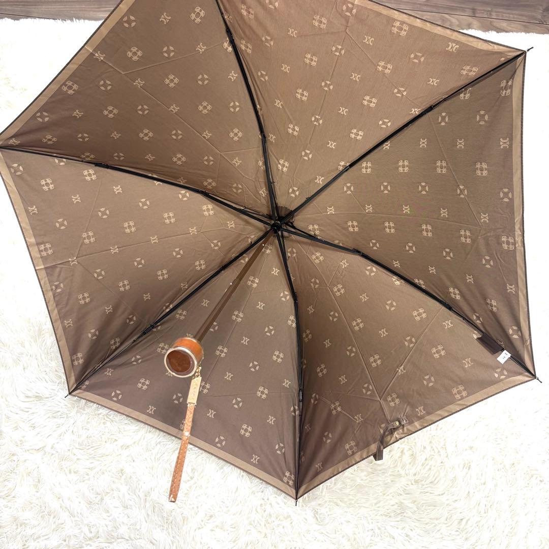 【未使用品級】CELINE セリーヌ　トリオンフ　ゴールド金具　折りたたみ傘