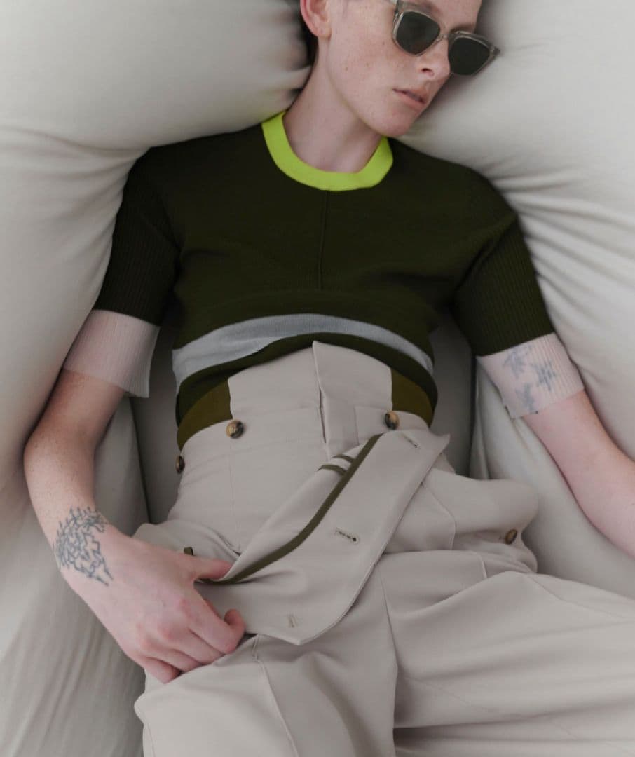 UN3D.❤️COLOR BLOCK SHEER TOP