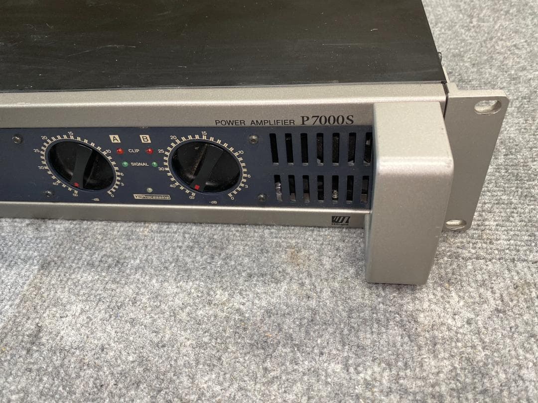 YAMAHA P7000S パワーアンプ