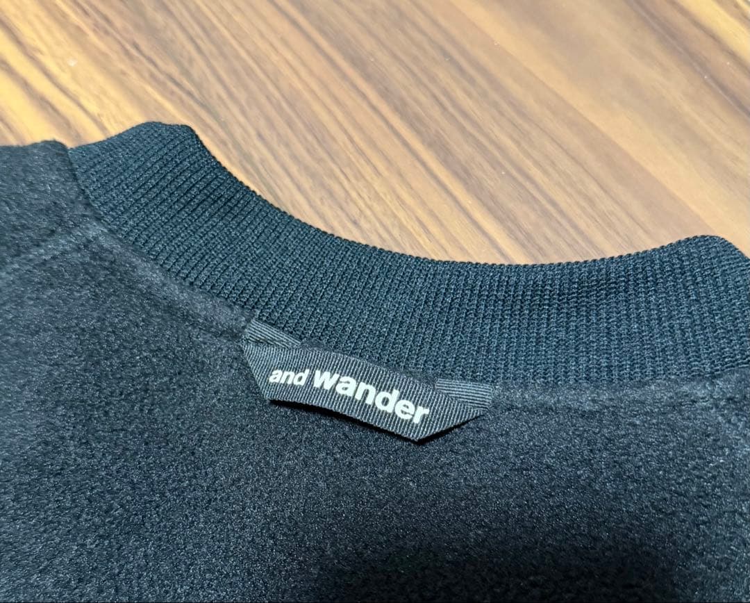 and wander micro fleece pullover（S、黒色）