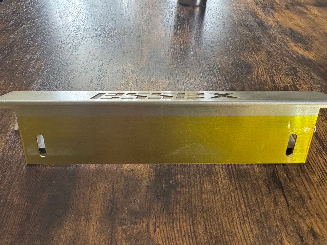 ESSEX ナンバーステー