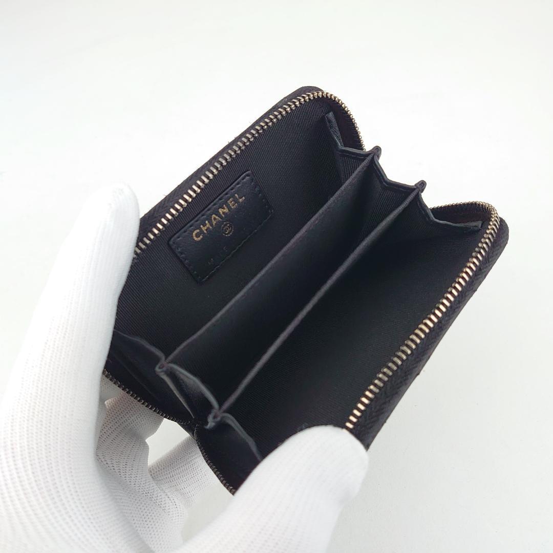 【美品】シャネル　マトラッセ　カードケース　小銭入れ　ミニ　財布　1179