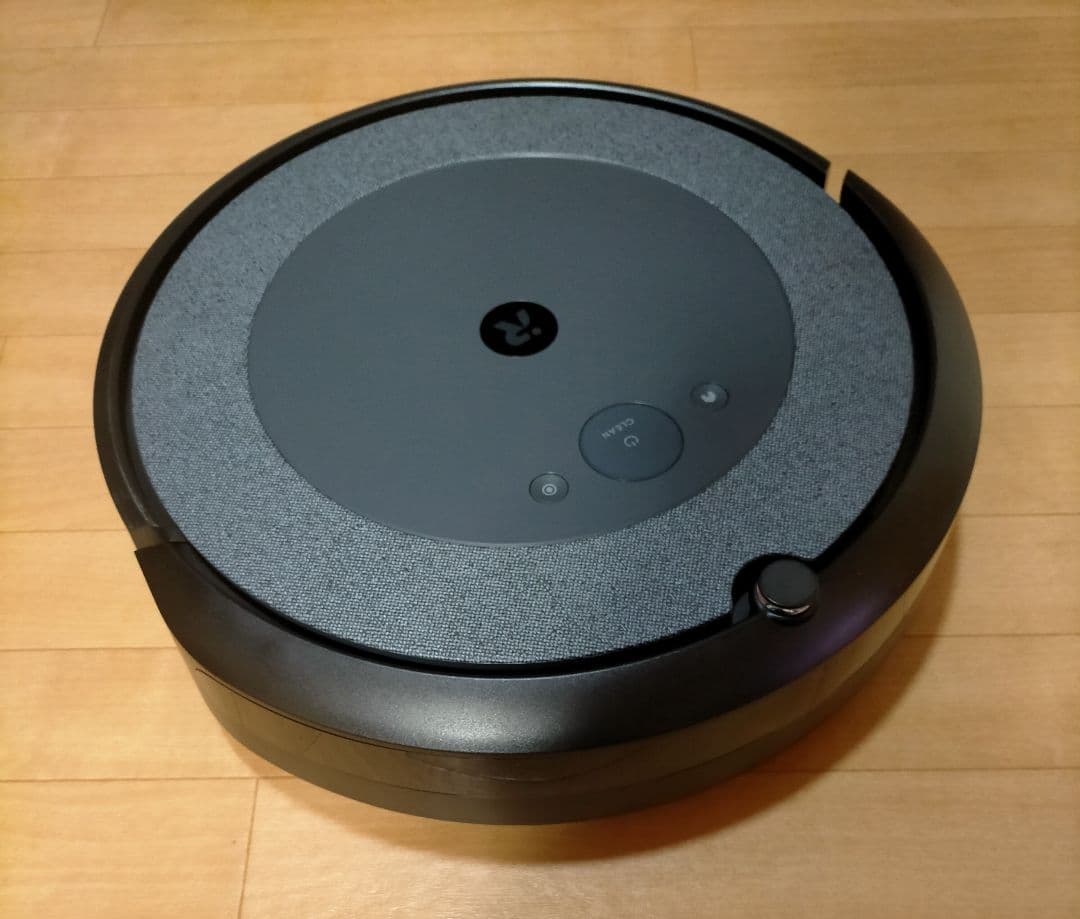 ルンバiRobotルンバi3「22年式」美品、本体のみ