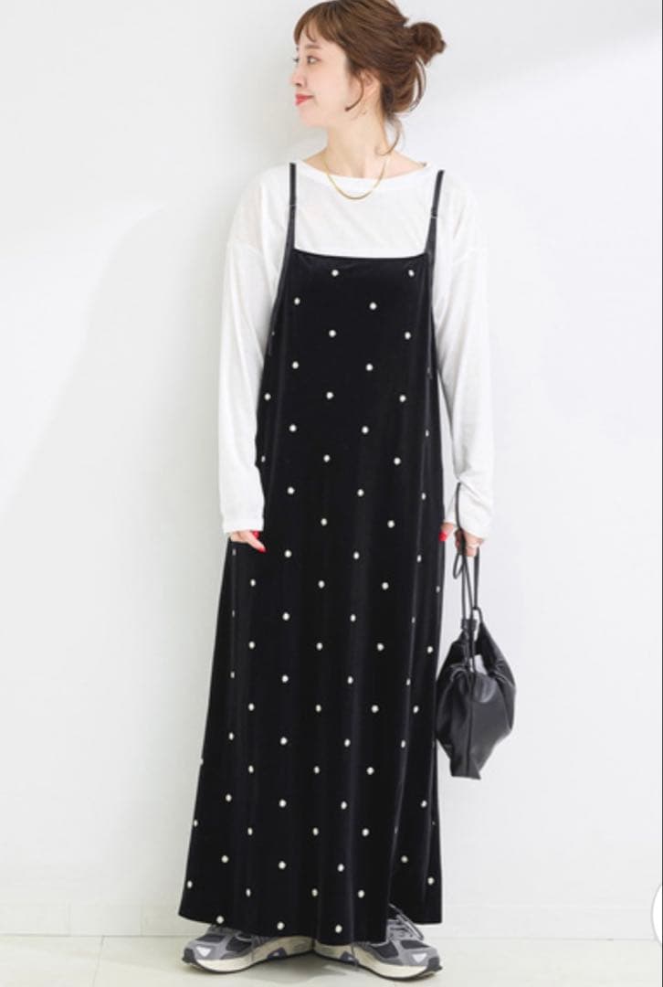 新品　B.C STOCK ベロアフラワー刺繍ワンピース