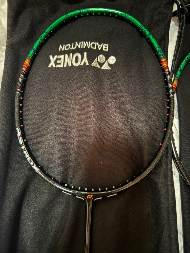 YONEX ASTROX 99プロバドミントンラケット 2本セット