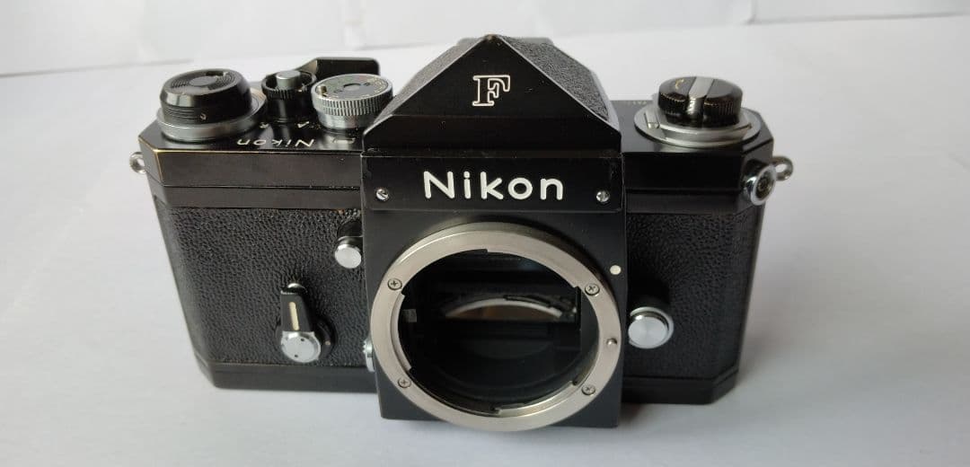 NIKON ニューF 741万台ブラック　黒　F36モードラ対応ボディ